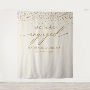Tapiz We are Engaged cream glitter gold backdrop