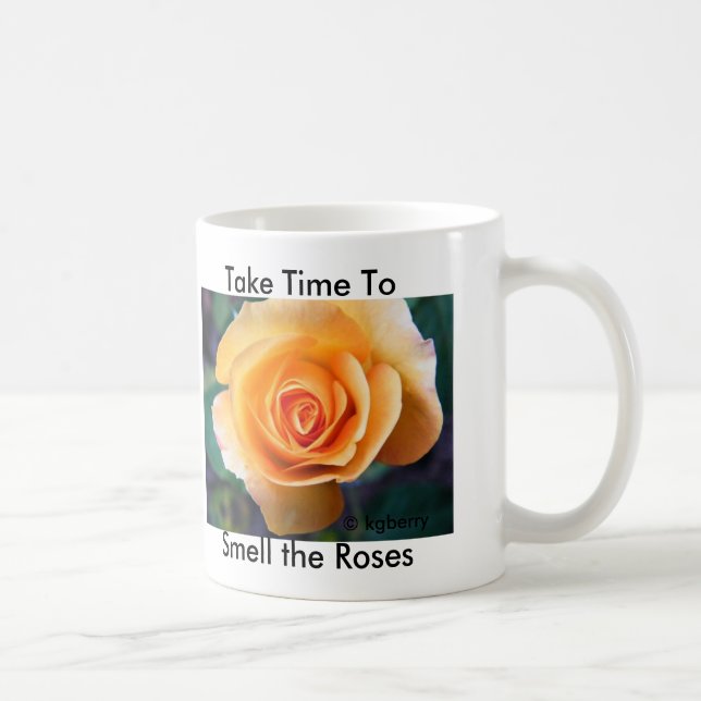 "Tarde el tiempo para oler taza de los rosas" (Derecha)