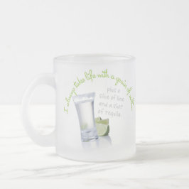 Tardo siempre vida con una taza del grano de sal