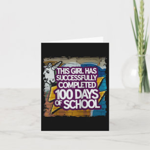 Tarjeta 100 días Chicas de ropa divertida y campeón; estud