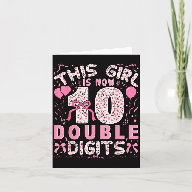 Tarjeta 10th Birthday This Girl Is Now 10 Double Digits Co (Anverso)