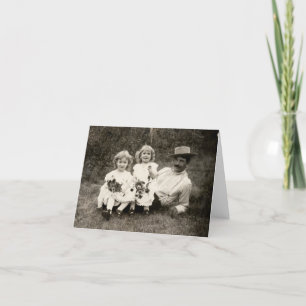 Tarjeta 1905 un padre y sus hijas
