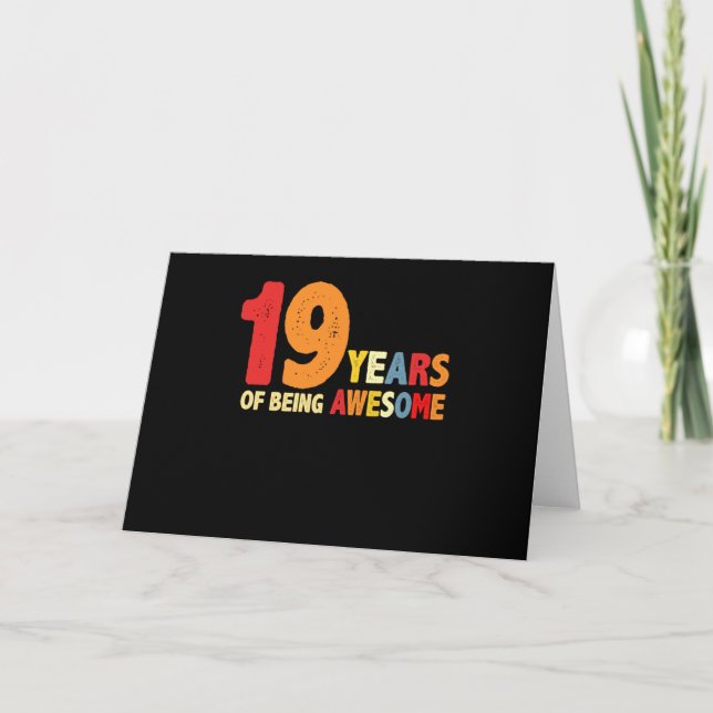 Tarjeta 19 Años De Ser Regalos Increíbles De 19 Años (Anverso)