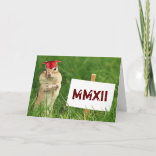 Tarjeta 2012 de felicitación graduada del Chipmunk