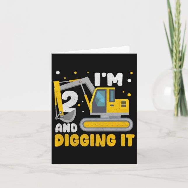 Tarjeta 2.º cumpleaños Niño Digger Boy Construcción Feliz  (Anverso)