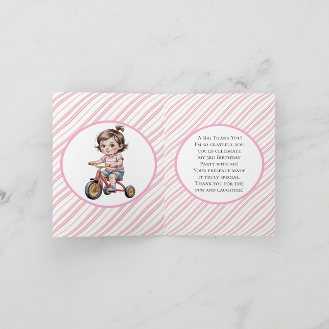 Tarjeta 3.ª. Cumpleaños de los chicas en un Fiesta de tric (Interior)