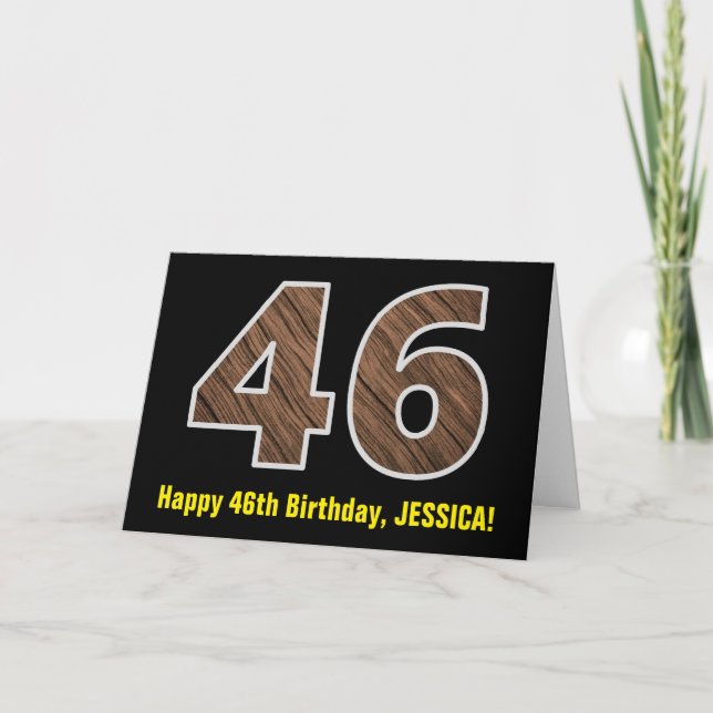 Tarjeta 46º Cumpleaños: Nombre + Modelo Faux Wood Grain "4 (Anverso)