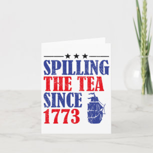 Tarjeta 4 De Julio Divertido Derramando El Té Desde La Cam