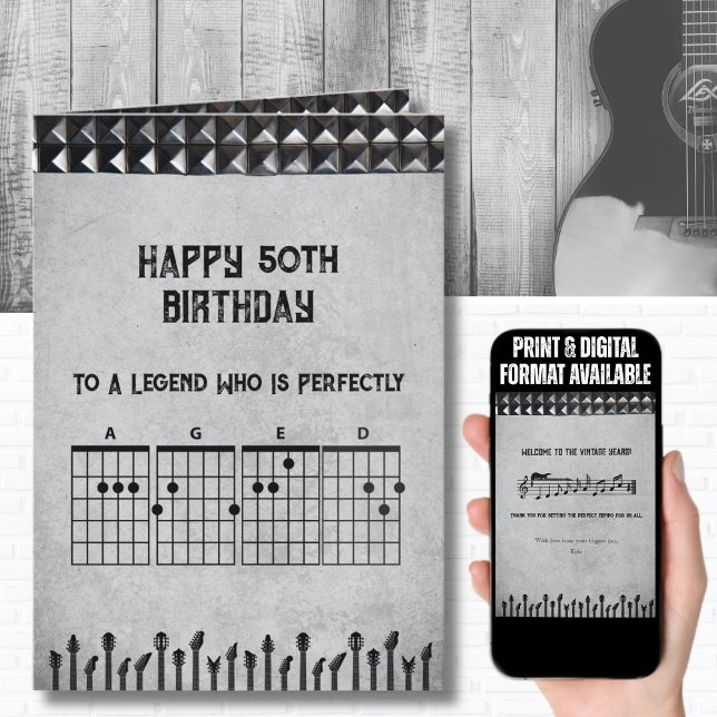 Tarjeta 50.º cumpleaños del acorde de la guitarra del clás (Classic rock birthday card designed for the musician or guitar enthusiast hitting the big 50)