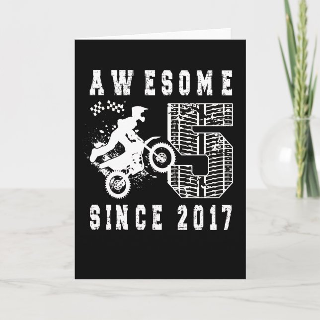 Tarjeta 5th Birthday Gift Dirt Bike Boy Born in 2017 (Anverso)