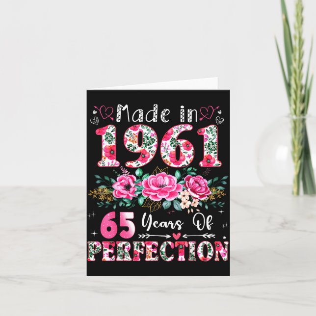 Tarjeta 65 Year Old Made In 1961 Floral 65th Birthday Wome (Anverso)