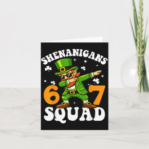 Tarjeta 67 día de san patricio meme seis siete duende