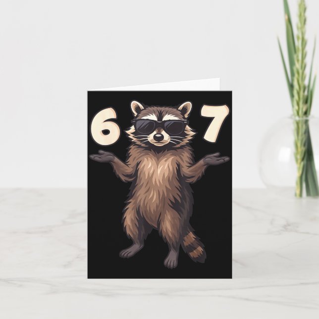Tarjeta 67 Raccoon 6-7 Hands Se Funny Gen Alpha Kids Teens (Anverso)