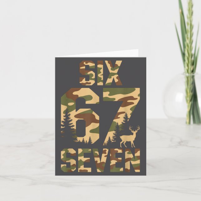 Tarjeta 67 Six Seven Camo Deer Buck Meme Funny Hunting Out (Anverso)
