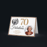 Tarjeta 70 y Fabulous Gold Purpurina 2 Photo 70th Birthday<br><div class="desc">70 y Fabulous Gold Purpurina 2 Photo 70th Birthday Greeting Card. Purpurina de oro falso sobre negro con 2 fotos - puedes usar una foto vieja y nueva. Añade tu nombre,  edad y texto dentro o borra.</div>