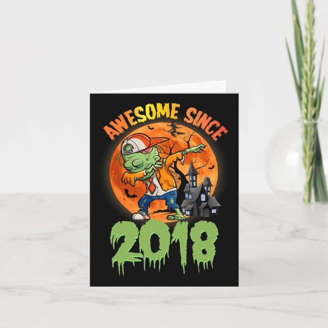 Tarjeta 7.º cumpleaños Halloween Dabbing Zombie Impresiona (Anverso)