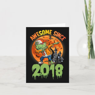 Tarjeta 7.º cumpleaños Halloween Dabbing Zombie Impresiona