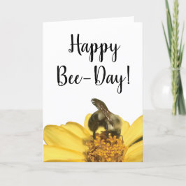 Tarjeta Abeja linda del Abeja-Día feliz en cumpleaños de