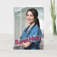 Agradecimiento de superhéroes a enfermera