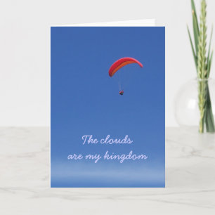 Tarjeta Ala flexible sobre las nubes
