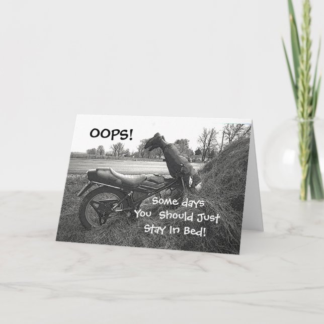 TARJETA "ALGUNOS DÍAS DEBERÍAS QUEDARTE EN LA CAMA" (Anverso)