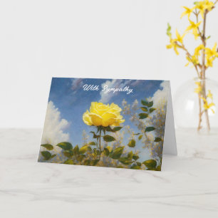 Tarjeta amarilla de simpatía por arte floral rosa