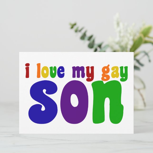 Tarjeta Amo a mi hijo gay y mi orgullosa mamá arcoiris (Anverso de pie)