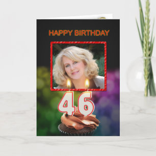 Tarjeta Añadir una foto, 46º cumpleaños con pastel y velas