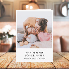 Tarjeta Aniversario moderno | Besos de amor fotográfico de