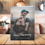 Tarjeta Anniversary Photo | Modern Trendy Stylish Script<br><div class="desc">Simple, stylish custom photo Happy Anniversary card with modern minimalist handwritten script typography and a simple black gradient. The photo and text can easily be personalized for a design as unique as your special husband, wife, partner or for a happy couple! The image shown is for illustration purposes only to...</div>