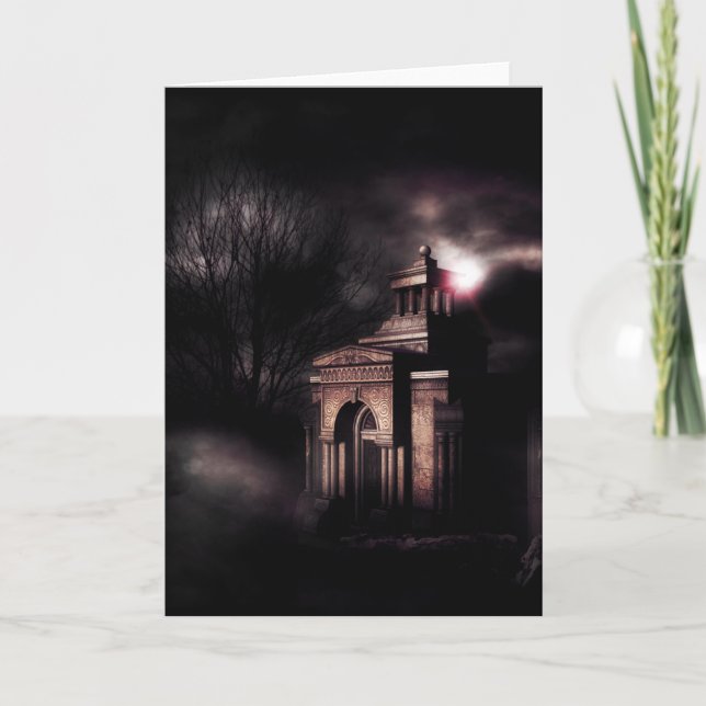 Tarjeta Antigua cripta en el bosque oscuro (Anverso)