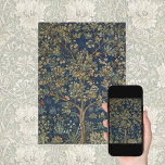 Tarjeta Árbol de vida<br><div class="desc">El "Árbol de la Vida" es una de las obras más conocidas de William Morris. Pueden ver fácilmente su atención al detalle en este maravilloso tapiz, cuyo significado simbólico, según la historia bíblica de Adán y Eva, es la vida eterna o la inmortalidad. William Morris (24 de marzo de 1834...</div>