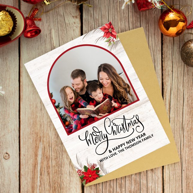 Tarjeta Arch What a Year en la reseña de fotos Feliz Navid (rustic christmas cards family photo botanical holly country wood farmhouse)