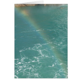 Tarjeta Arcoiris entre cataratas