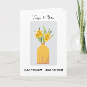 Tarjeta Arreglo de flores amarillas vibrantes en un jarrón