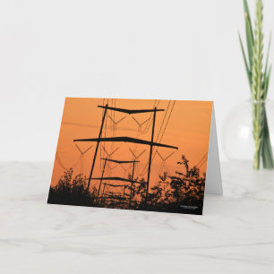 Tarjeta Atardecer del naranja suave sobre líneas de alimen