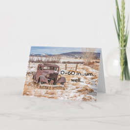 Tarjeta Automóvil viejo y ruidoso en nieve