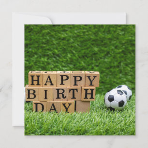 Tarjeta Balón de fútbol con palabra de cumpleaños feliz en