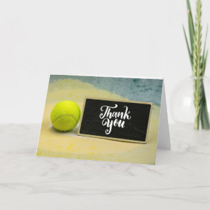 Tarjeta Baloncesto de tenis con agradecimiento en el table