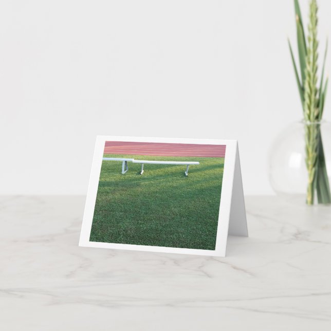Tarjeta Banco Metalizado vacío en campo deportivo (Anverso)