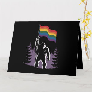 Tarjeta Bandera de orgullo progresista LGBTQ Bigfoot Rock 