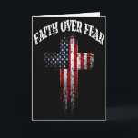 Tarjeta Bandera estadounidense cruz cristiana Fe sobre el<br><div class="desc">Bandera estadounidense cruz cristiana Fe sobre el miedo</div>