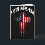 Tarjeta Bandera estadounidense cruz cristiana Fe sobre el<br><div class="desc">Bandera estadounidense cruz cristiana Fe sobre el miedo</div>