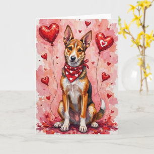 Tarjeta Basenji Valentine Perro Sentado con Corazones Rojo
