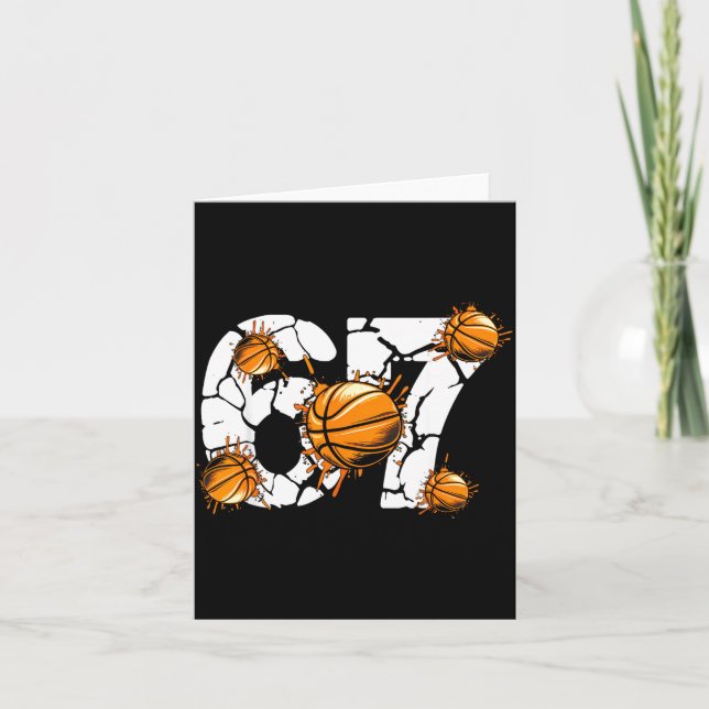 Tarjeta Basketball 67 Six Seven 6 7 Kids Funny Gen Alpha M (Anverso)