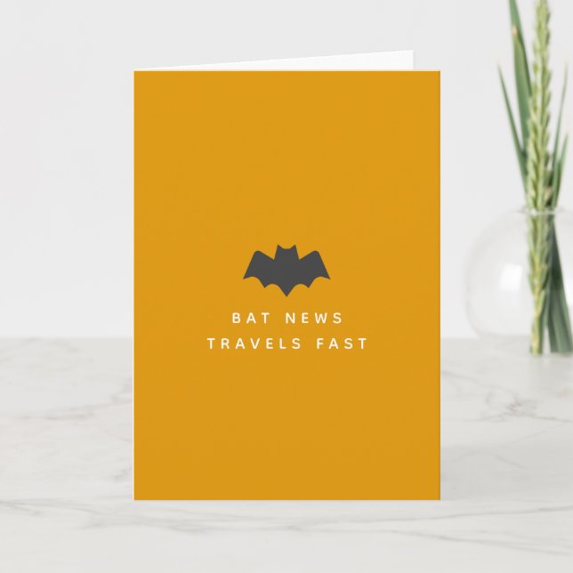 Tarjeta Bat News viaja rápido | Halloween Modern Cute Pun (Anverso)