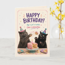 Batalla de Pastel de Cumpleaños de Gatos