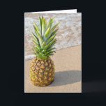 Tarjeta Beach Pineapple Friend's Birthday<br><div class="desc">Tropical pineapple on beach sand with water for friend's birthday.</div>