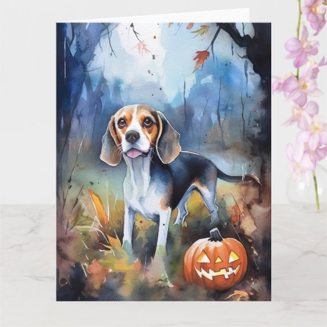 Tarjeta Beagle de Halloween con calabazas espeluznante (Orquídea)
