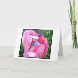 Tarjeta Bebé en un tulipán rosado